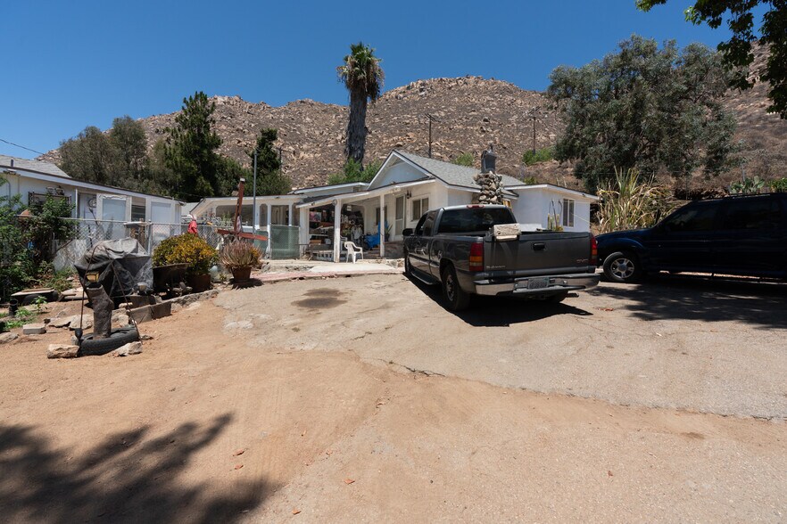 More Photos Of 11280 Hillmer Ct, Moreno Valley Apartments For Sale