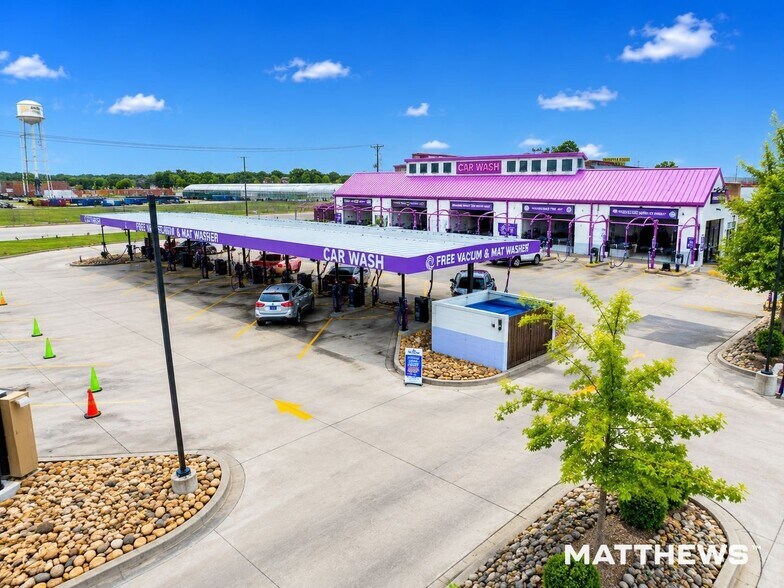 Primary Photo Of 2900 Wade Hampton Blvd, Taylors Carwash For Sale