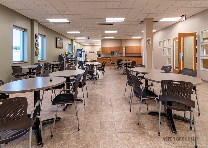 More Photos Of 1310 E Main Ave, Bismarck Medical For Lease