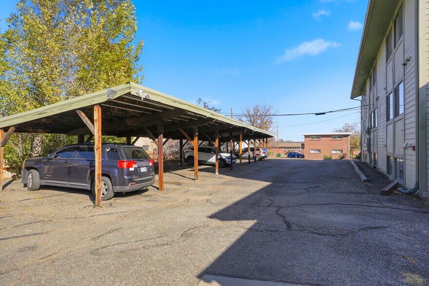 More Photos Of 10635 W 7th Ave, Lakewood Apartments For Sale