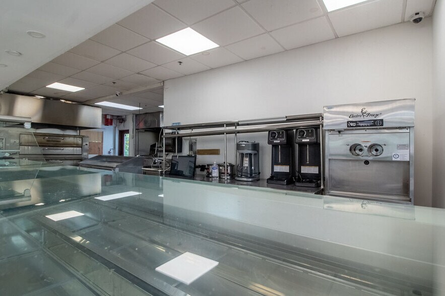 More Photos Of 127 S Main St, Ellenville Fast Food For Sale