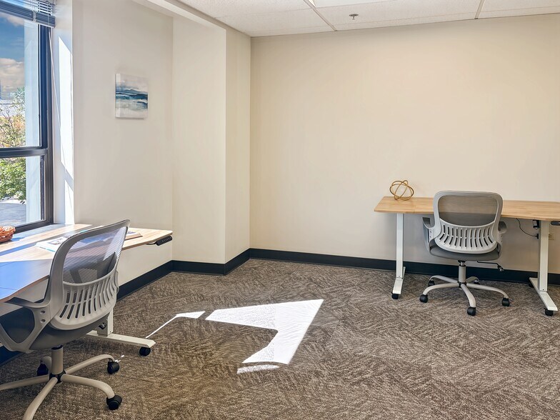 More Photos Of 3900 S Wadsworth Blvd, Lakewood Coworking Space