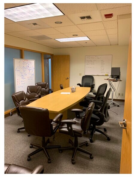 More Photos Of 10634 E Riverside Dr, Bothell Office For Lease