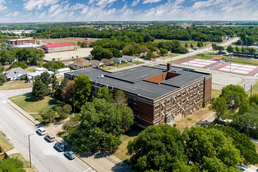 More Photos Of 311 N A St, Wellington Schools For Sale