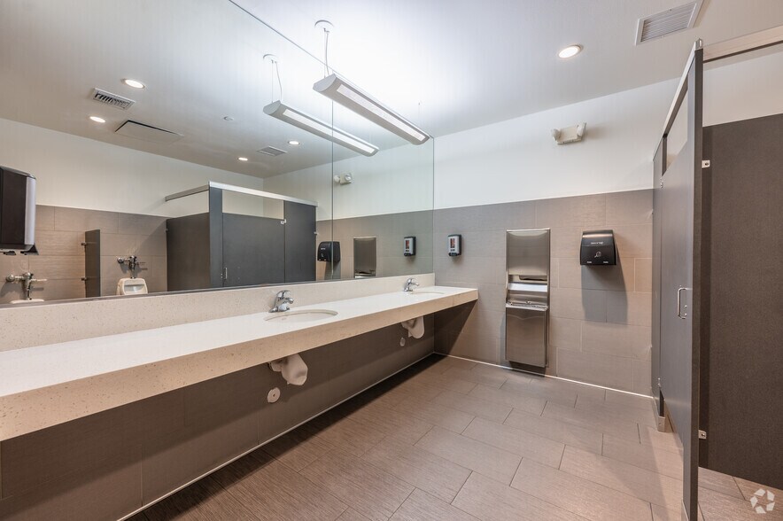 More Photos Of 2879 St. Rose Pky, Henderson Office For Lease