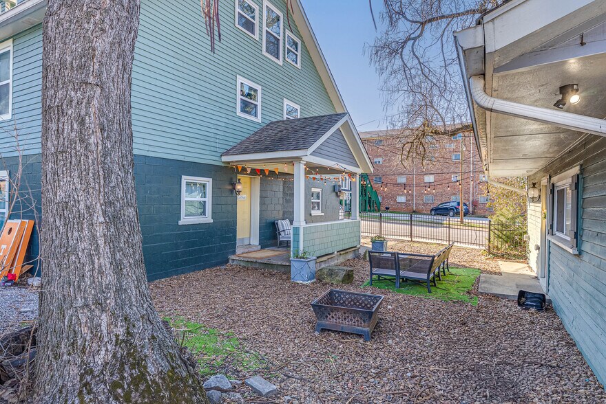 More Photos Of 1415 Highland Ave, Knoxville Multifamily For Sale