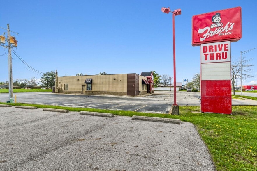 More Photos Of 1830 Columbus Ave, Washington Court House Restaurant For Sale