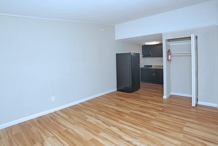 More Photos Of 1258 Sunset Blvd, Jesup Multifamily For Sale