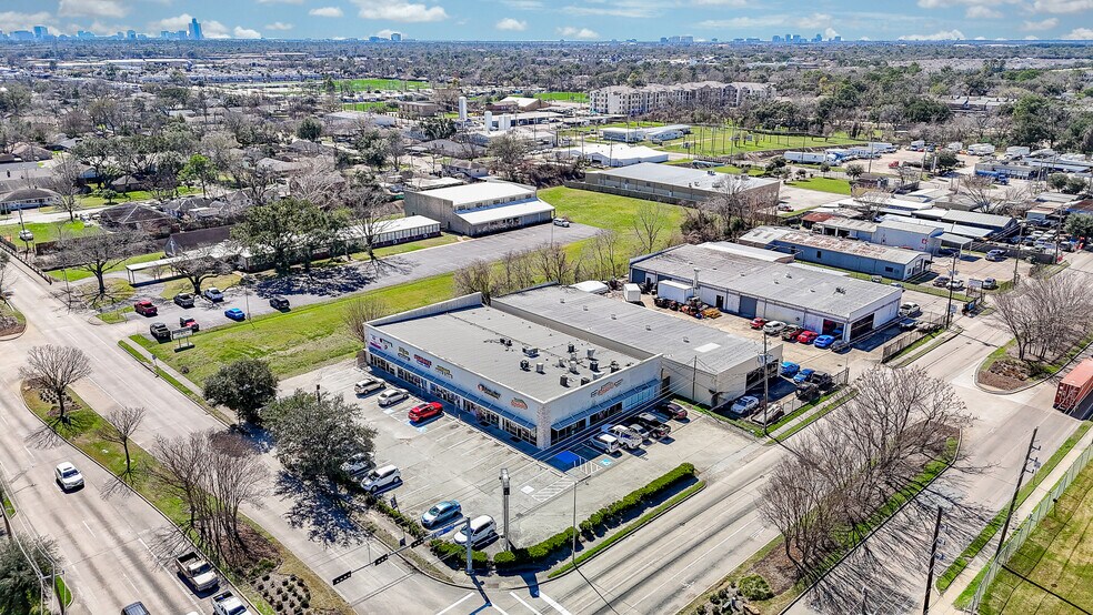 More Photos Of 9401 Clay Rd, Houston Unknown For Lease