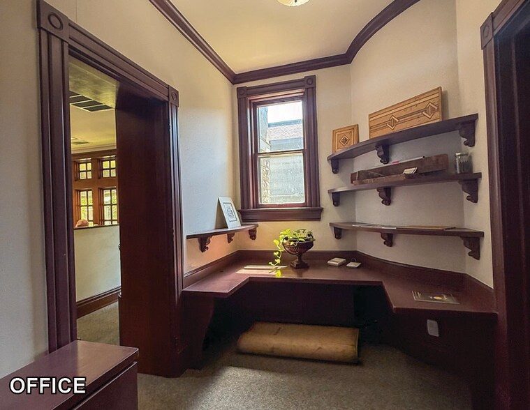 More Photos Of 1010 W 3rd St, Little Rock Office For Sale