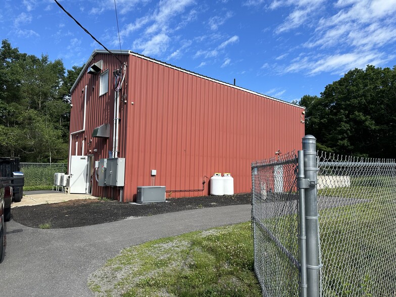 Primary Photo Of 65 Franklin St, Winchendon Distribution For Sale