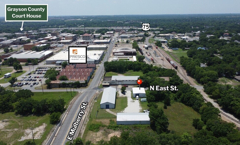 More Photos Of 309 N East St, Sherman Warehouse For Lease