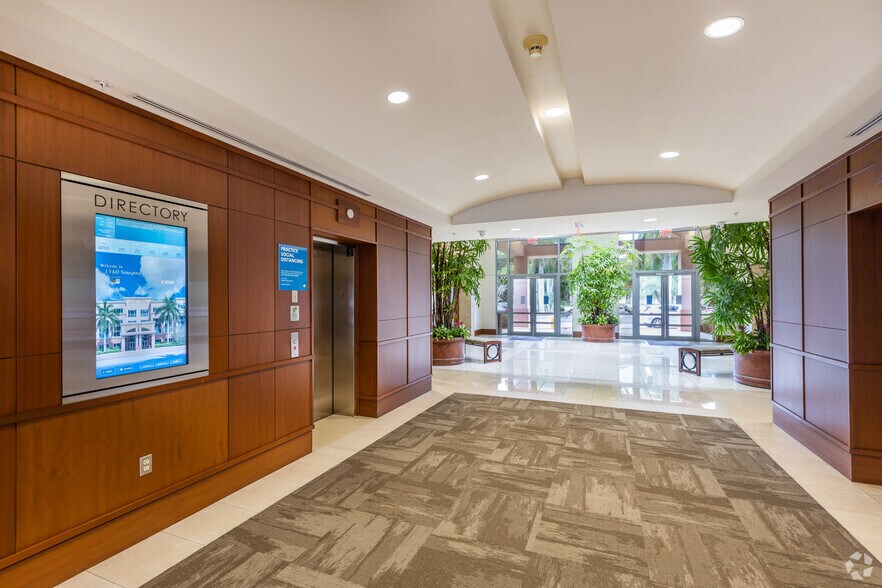 More Photos Of 1560 Sawgrass Corporate Pkwy, Sunrise Office For Lease