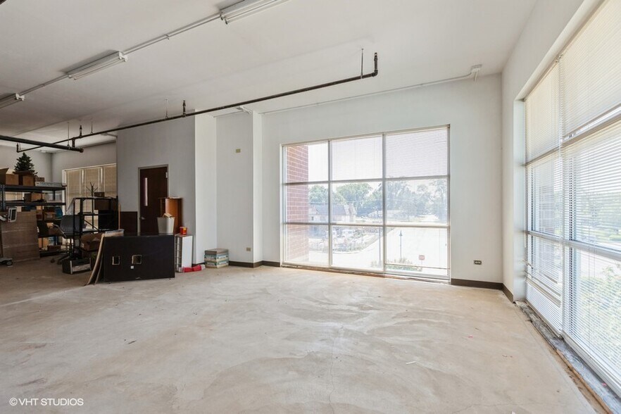 More Photos Of 350 Surryse Rd, Lake Zurich Medical For Lease