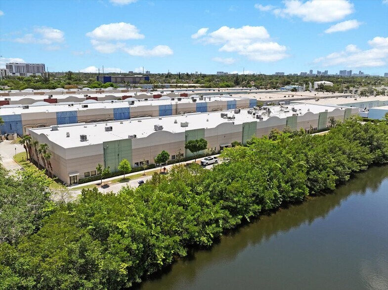 More Photos Of 73 SW 12th Ave, Dania Beach Warehouse For Lease