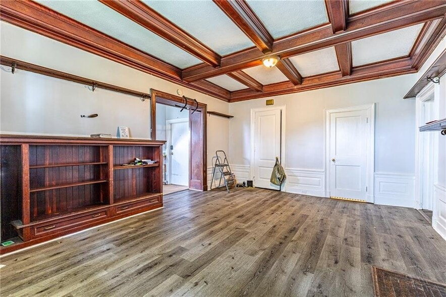More Photos Of 1041 Lake Ave, Rochester Apartments For Sale