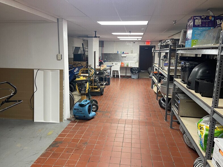 More Photos Of 2007 Liberty Rd, Sykesville General Retail For Lease