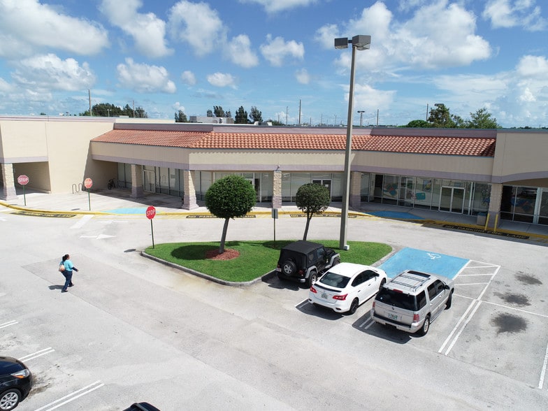 More Photos Of 10230-10368 S US Highway 1, Port Saint Lucie General Retail For Lease