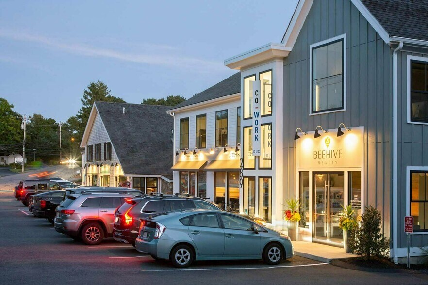 More Photos Of 46 Railroad Ave, Duxbury General Retail For Lease