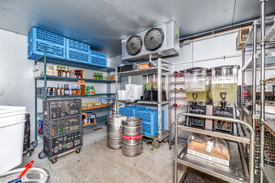 More Photos Of 8336 TX 570, San Angelo Restaurant For Sale