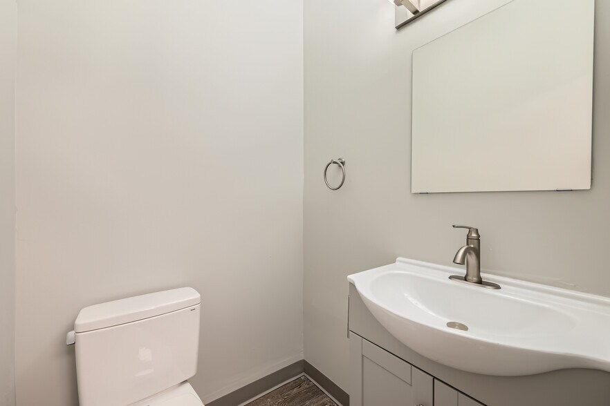 More Photos Of 3701 Court House Dr, Ellicott City Office For Lease