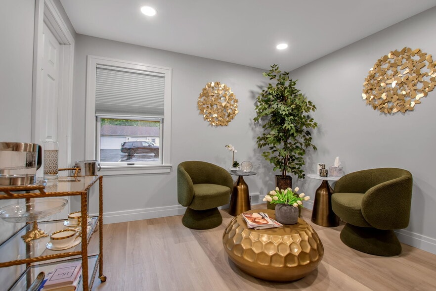 More Photos Of 3925 N Buffalo St, Orchard Park Storefront Retail Office For Sale