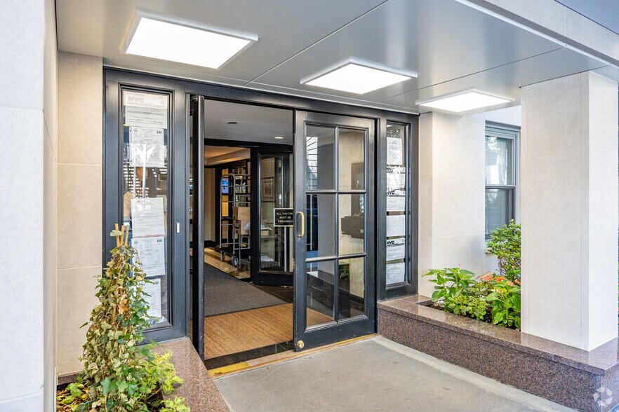 More Photos Of 132 E 76th St, New York Apartments For Sale
