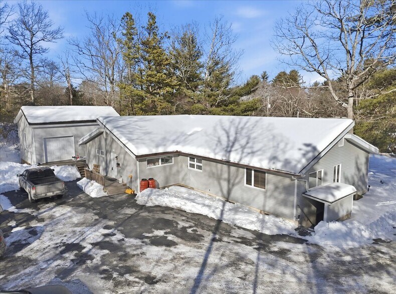 More Photos Of 647 Route 739, Lords Valley Office For Sale