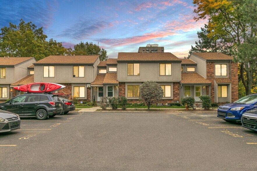 More Photos Of 2154 Hyde Park Rd, Detroit Apartments For Sale