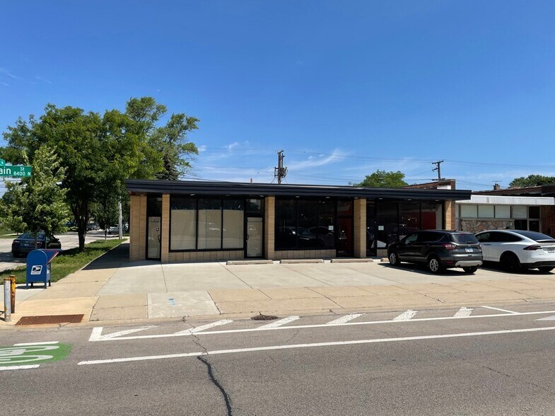 Primary Photo Of 3354-3358 Main St, Skokie Storefront Retail Office For Lease