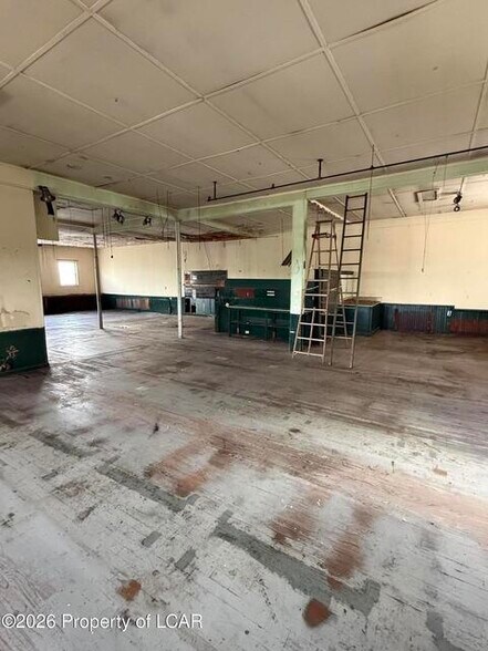 More Photos Of 222 Lincoln St, Dupont Apartments For Sale