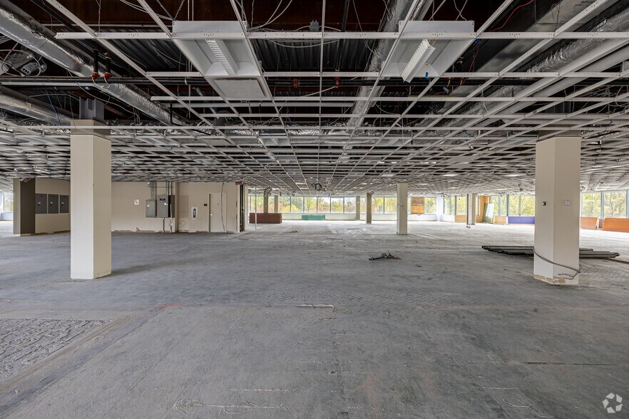 More Photos Of 440 Wheelers Farms Rd, Milford Office For Lease