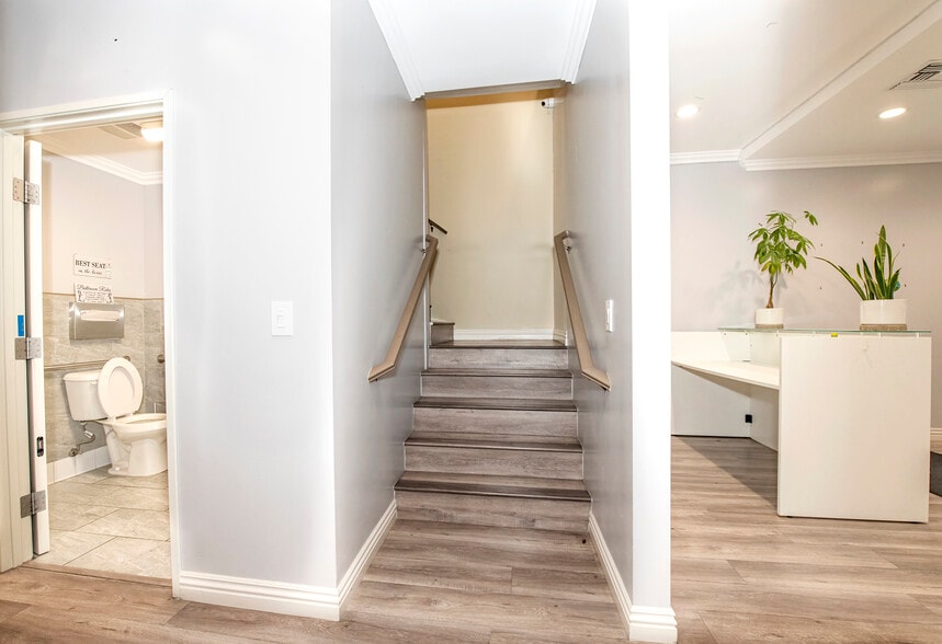 More Photos Of 17100 Norwalk Blvd, Cerritos Office For Sale