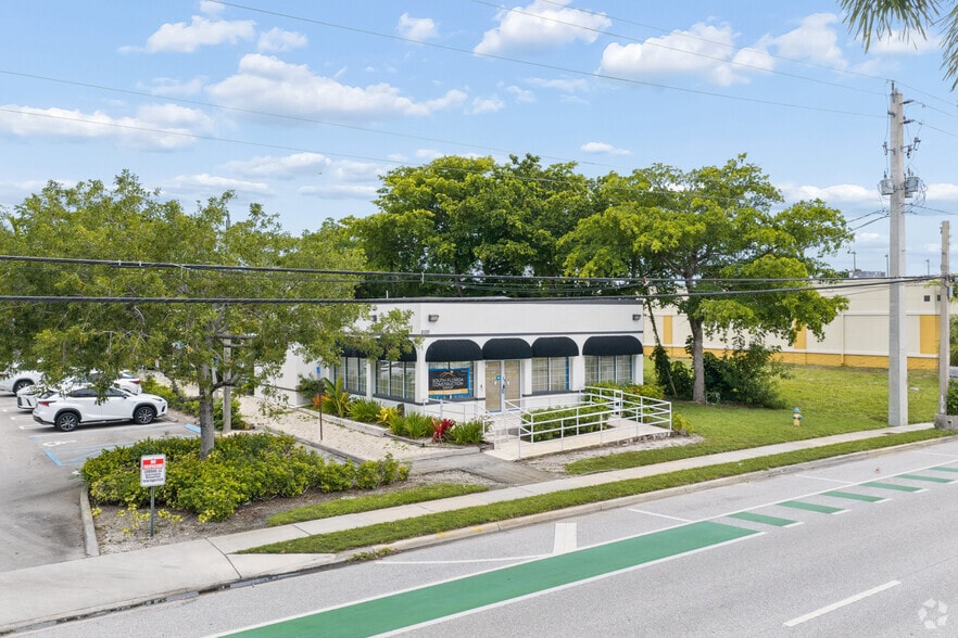 More Photos Of , Delray Beach General Retail For Sale