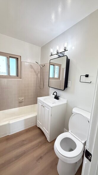 More Photos Of 811 W 97th St, Los Angeles Apartments For Sale