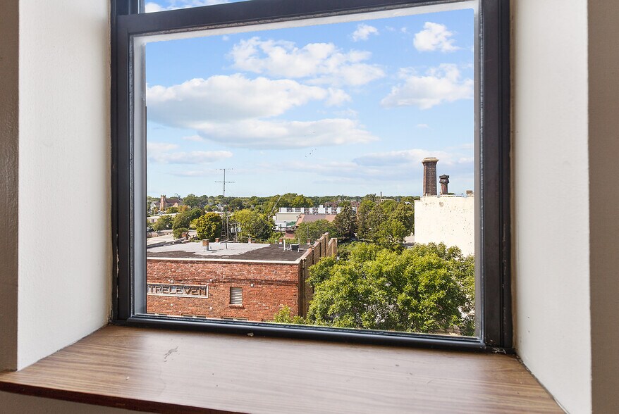 More Photos Of 20 Forest Ave, Fond Du Lac Apartments For Sale