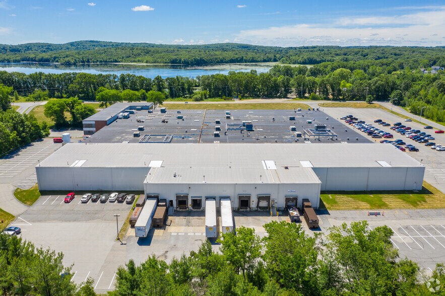 More Photos Of 125 Fisher St, Westborough Warehouse For Lease