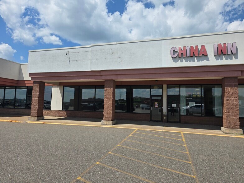 More Photos Of 3416-3438 E Main St, Merrill Storefront For Lease