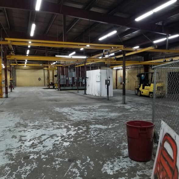 More Photos Of 38 Purple Sage Rd, Rock Springs Industrial For Lease