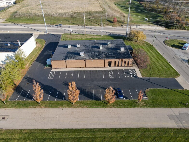 More Photos Of 10385 Spartan Dr, Evendale Light Manufacturing For Lease