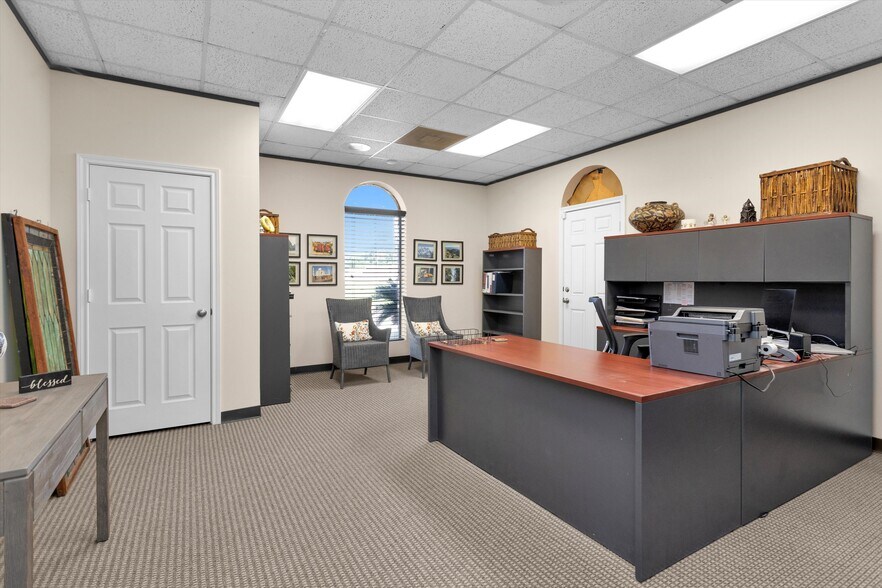 More Photos Of 22516 Aldine Westfield Rd, Spring Medical For Sale