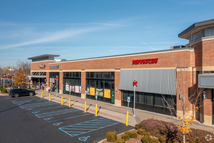 More Photos Of 1025 Woodruff Rd, Greenville Unknown For Lease