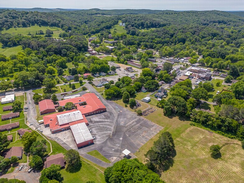 More Photos Of 13 Rome Rd SW, Cave Spring Office For Sale