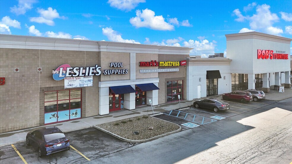 More Photos Of 7565 US Highway 31 S, Indianapolis Storefront For Lease