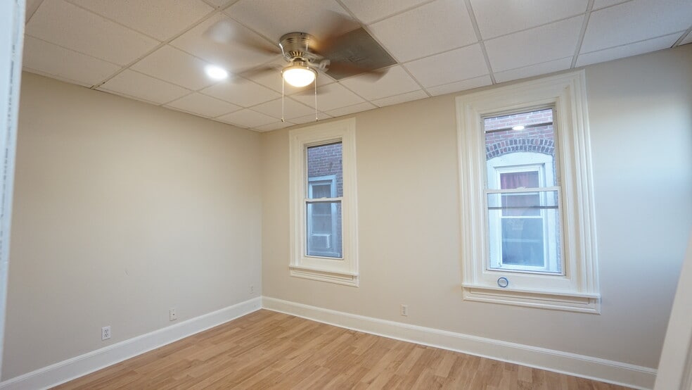 More Photos Of 17 W Main St, Lansdale Apartments For Sale