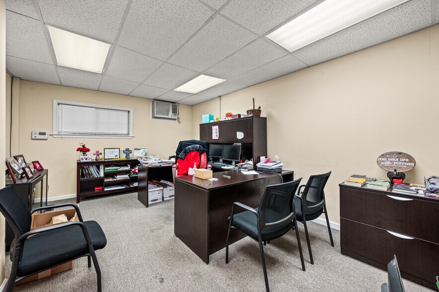 More Photos Of 1538 Bethlehem Pike, Flourtown Office For Sale