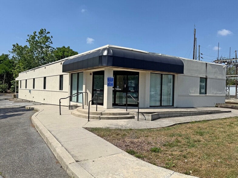 Primary Photo Of 535 Northern Ave, Hagerstown Showroom For Lease