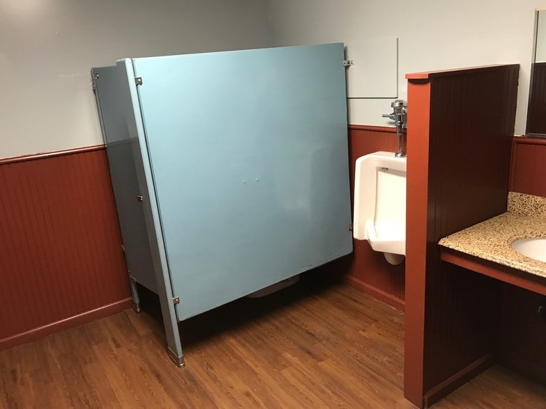 More Photos Of 69 Catharine St, Poughkeepsie Office For Sale