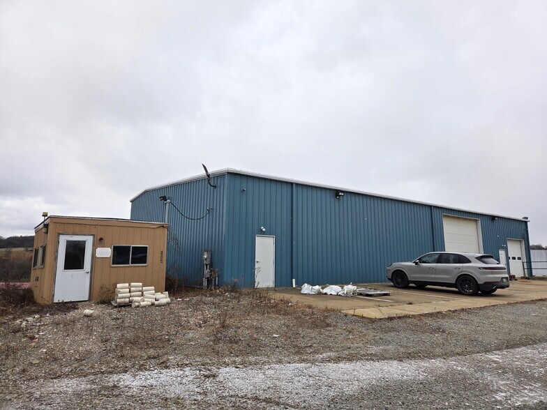 Primary Photo Of 217 Alfery Ln, Mount Pleasant Warehouse For Lease