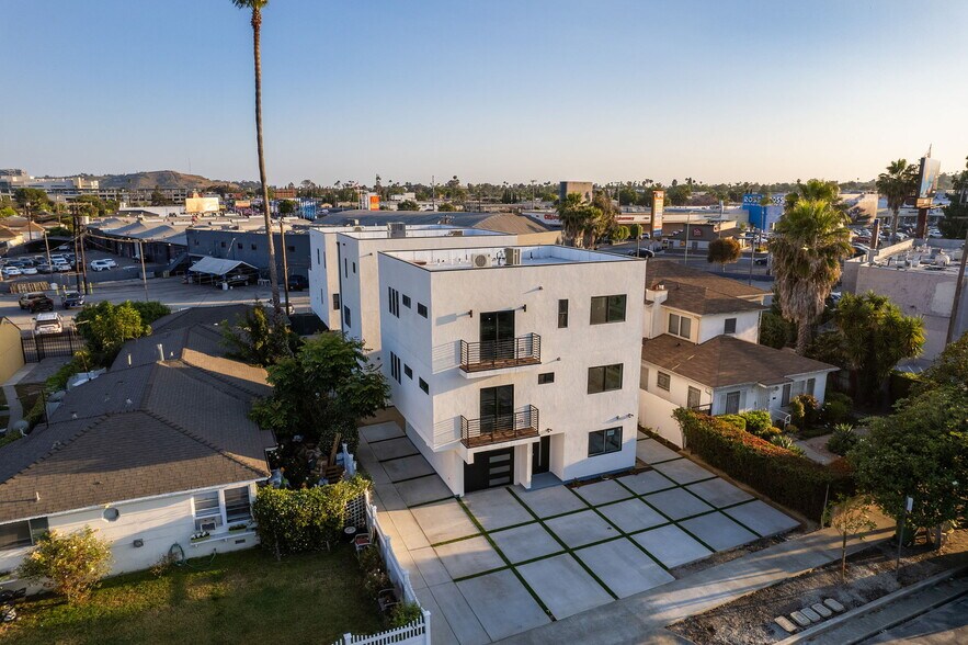 More Photos Of 6082 W 18th St, Los Angeles Apartments For Sale